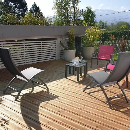 Jardin Avec Vue Montagnes